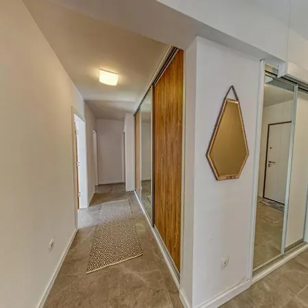 Ilidza River Διαμέρισμα *