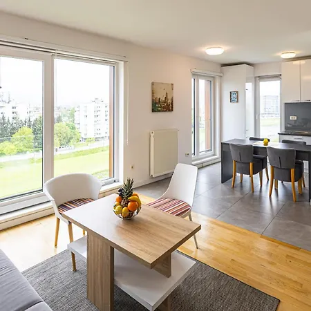 Apartamento Ilidza River *