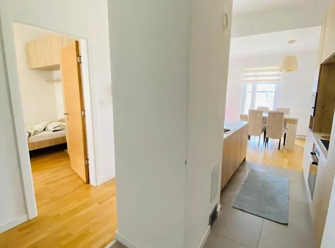 Ilidza River דירה *