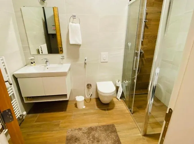 דירה Ilidza River