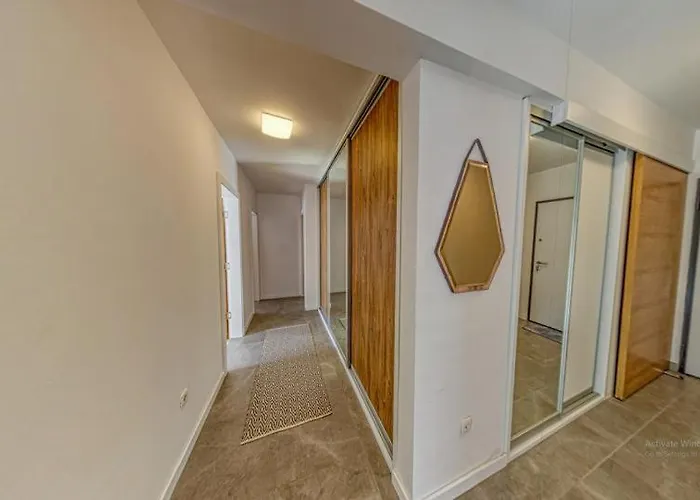 Ilidza River דירה *