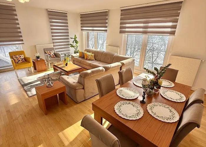 דירה Ilidza River